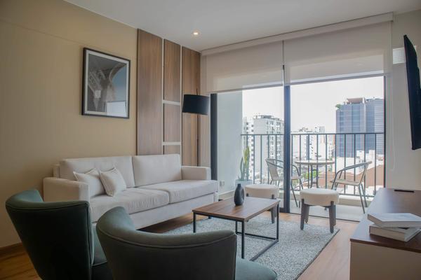 Beautiful 2BR with Fantastic Pool in Miraflores