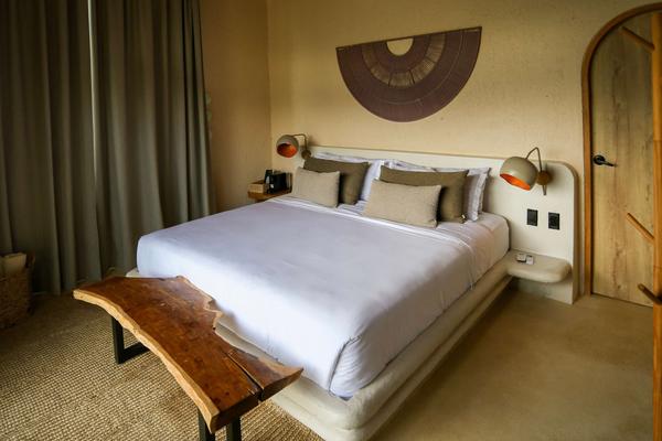 Elegant 2BR Villa w/ Pool & Mountain Views