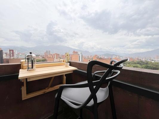 Splendid Loft w/ AC in Trendy Laureles Neighborhood