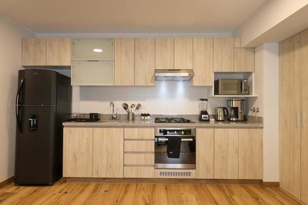 Designer 2BR in Miraflores