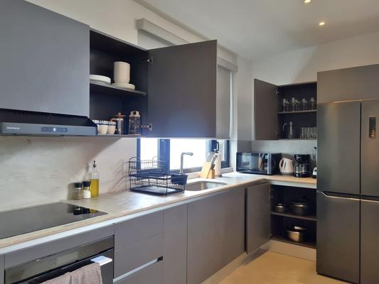 Elevated 2BR w/ Rooftop Pool In Casco Antiguo