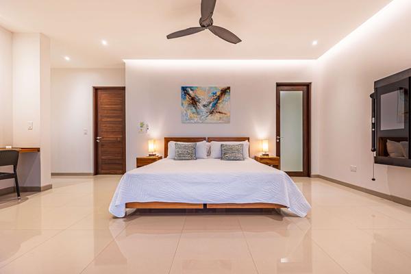 Luxury 3BR Rainforest Villa w/ Oceanview Pool