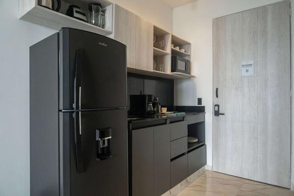 Shining 1BR w/ AC near C. Amurallada