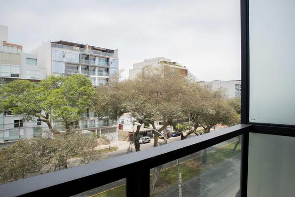 Stylish 2BR with Balcony in San Isidro