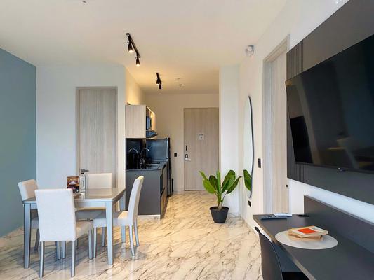 Lovely 2BR w/ Balcony  near Ciudad Amurallada