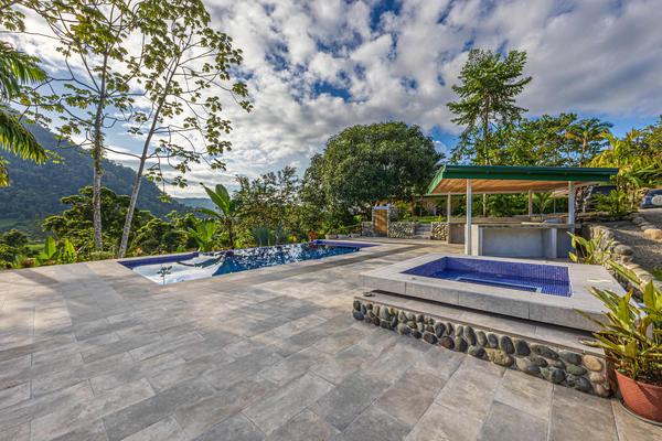 Luxury 3BR Rainforest Villa w/ Oceanview Pool