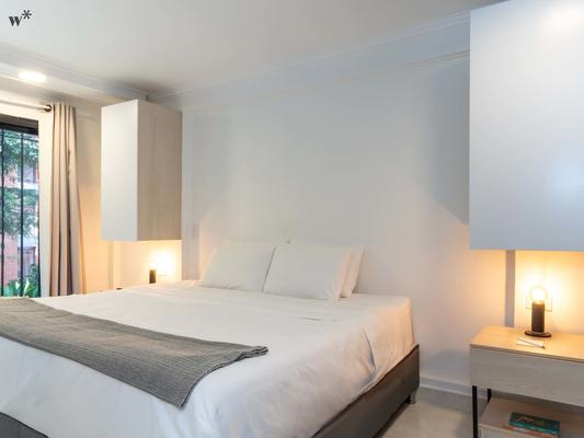 Phenomenal Loft with Jacuzzi in El Poblado