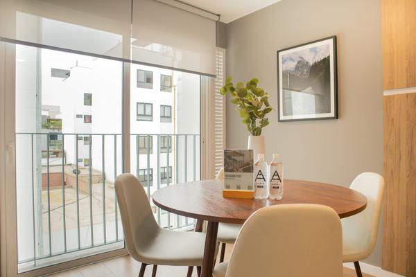 Inviting 2BR w/ Balcony Near the Malecón in Miraflores