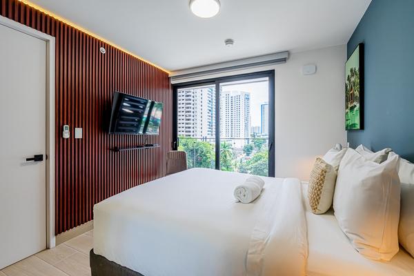 Bright 1BR w/Private Balcony in San Francisco