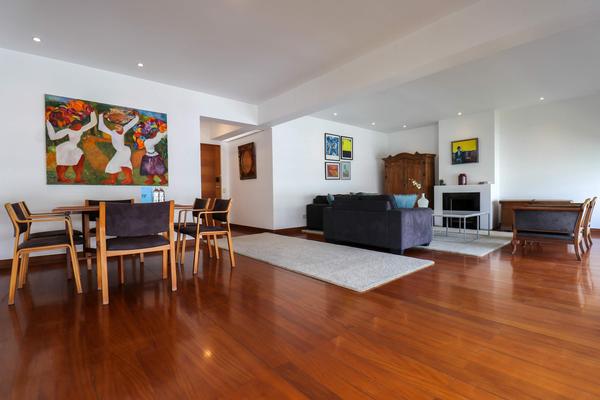 Radiant 2BR with Terrace in Miraflores