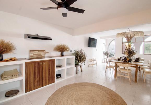 Dazzling 8BR w/ Terrace in the Heart of Oaxaca