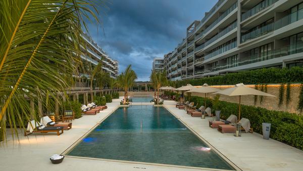 Prestigious 2BR w/ Amazing View in Morros Eos